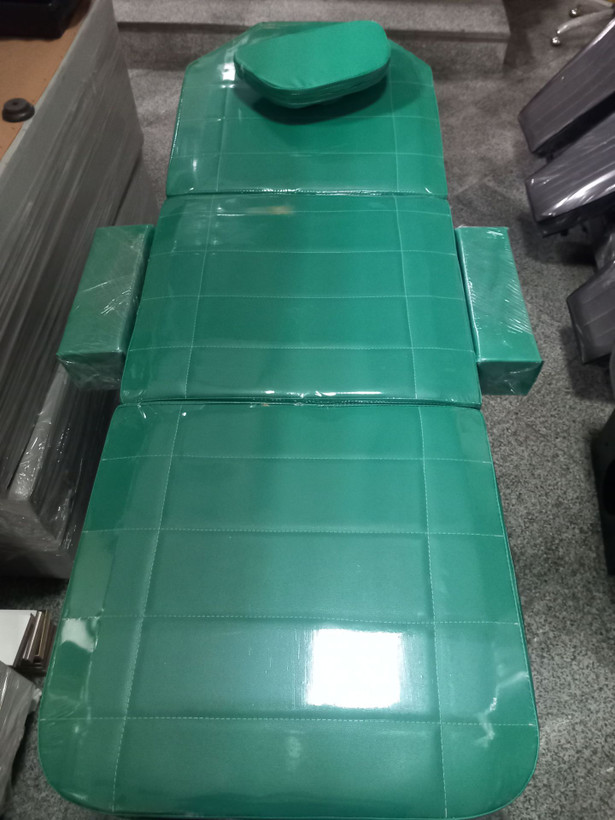 تخت ماساژ سه تیکه آرایشگاهی وپزشکی