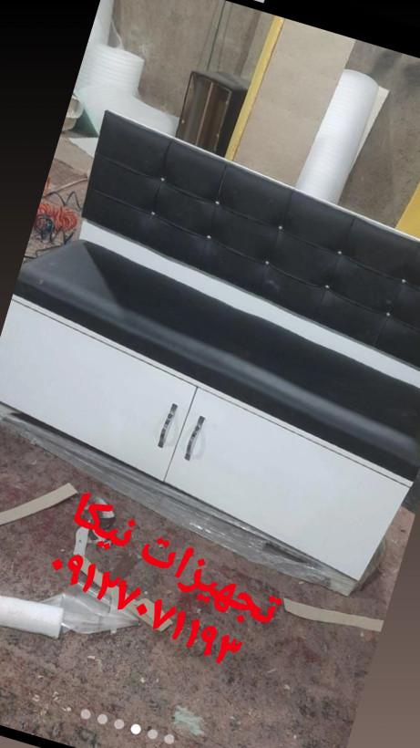 نیمکت چوبی سه نفره تکیه گاه دار دررنگبندی مختلف