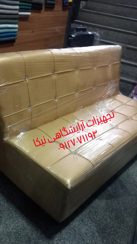مبل گیم نت سه نفره چرم مشکی با کیفیت مناسب آرایشگاه گیم نت کافی شاپ رستوران سالنهای زیبایی مطب ادارات و...
