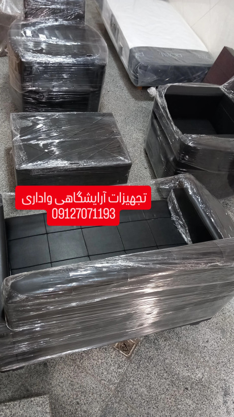 نیم ست اداری با میز وسط دررنگبندی مختلف