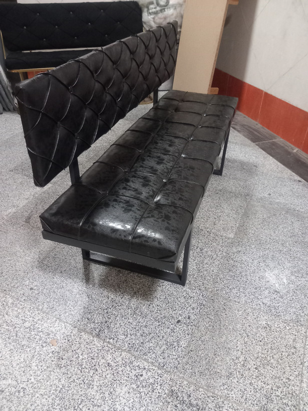 نیمکت انتظار چهار نفره تکیه گاه دار